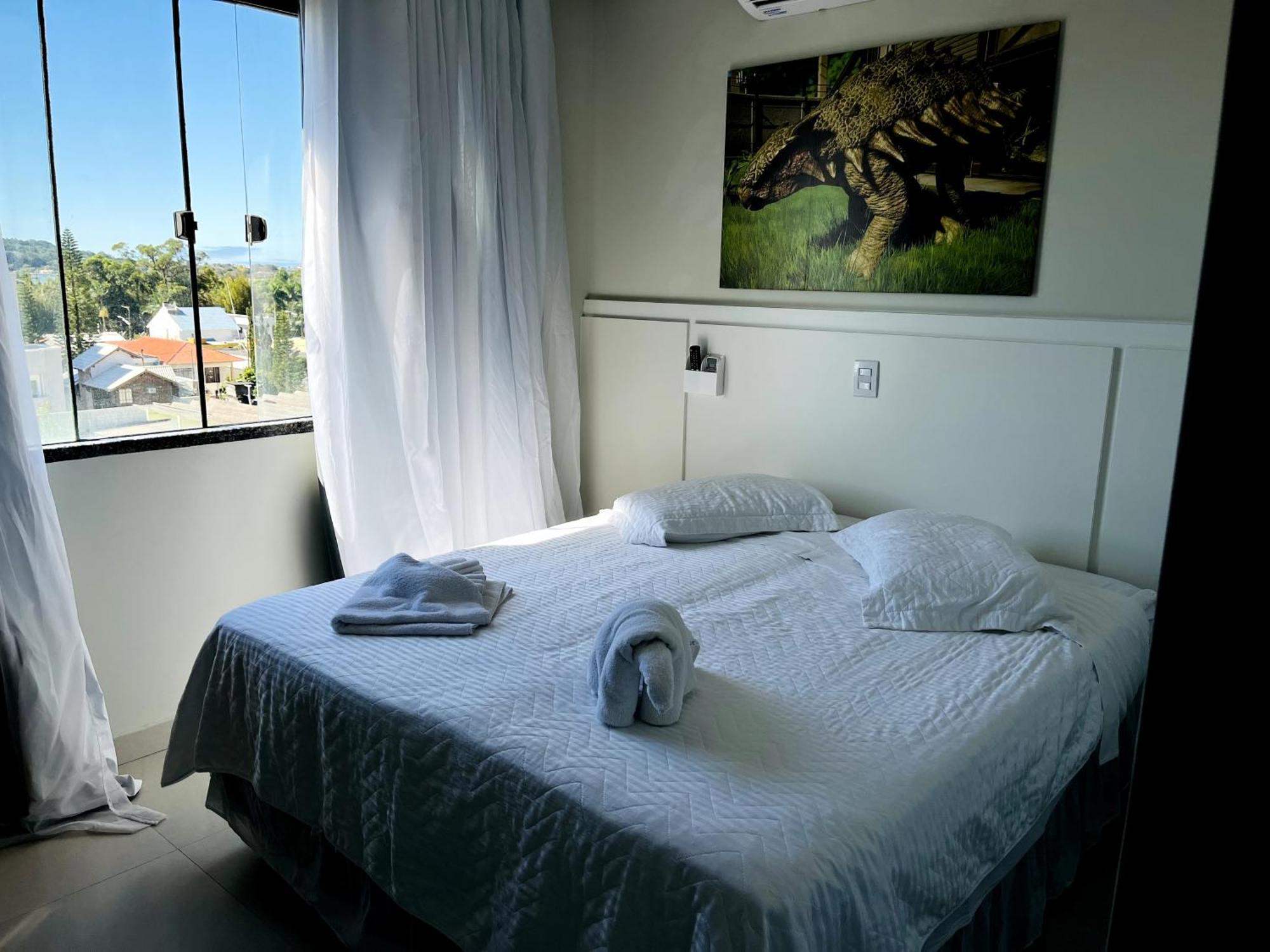 Hotel Recanto Dos Dinossauros Penha  Exteriör bild